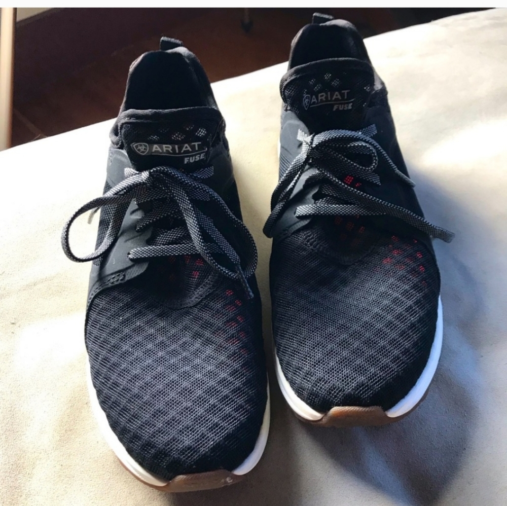 Tennis Shoes